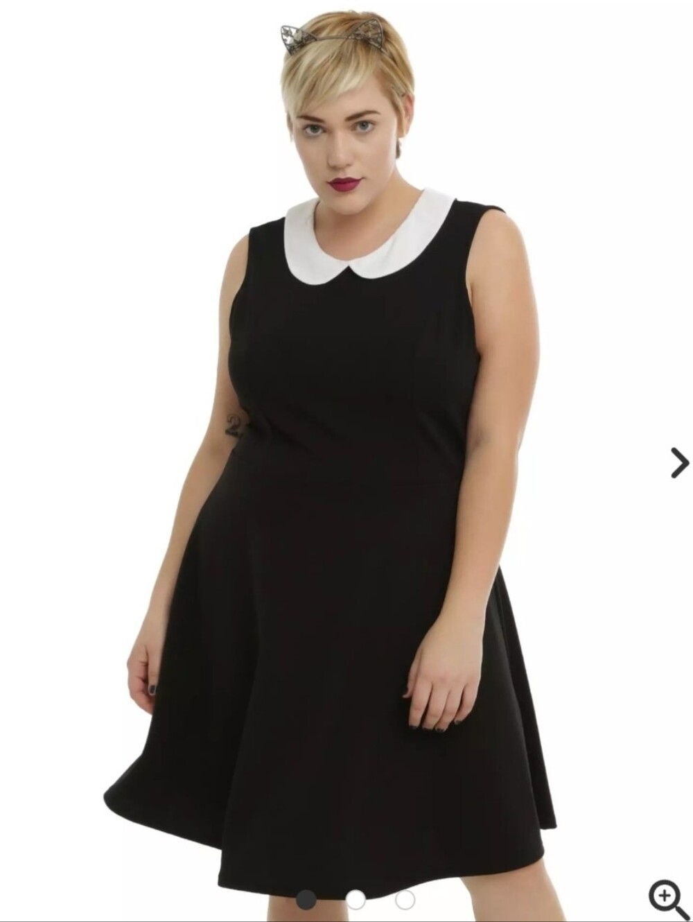 Hot TOPIC Black & White Collar Sleeveless Dress Plus Size 4